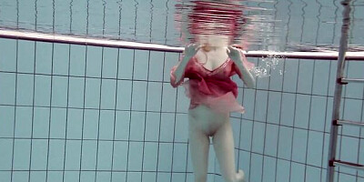 Small tits smut with nice-looking Katya from Underwater Show