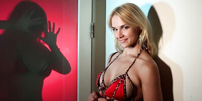 HD Action With Unimaginable Sarah Vandella From Pupa