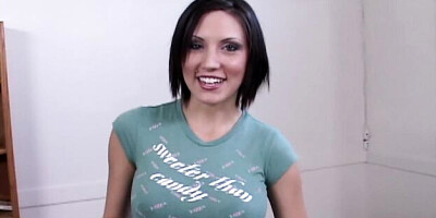 Mindy's brunette scene