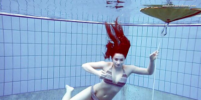Underwatershow porn with stylish Liza from Underwater Show