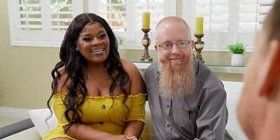 Two curvy ladies fucking with one dude in an interracial 3some