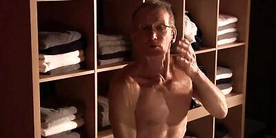 Anita Bellini's handjob sex by Oldje