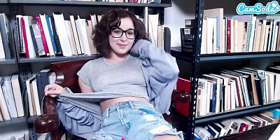 Leana Lovings's camgirl porn by Cam Soda