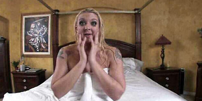 Watch angelic Leya Falcon's porn