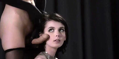 Straplez - doggystyle dirt