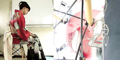 Urination trailer with sassy queen bee from Zenra