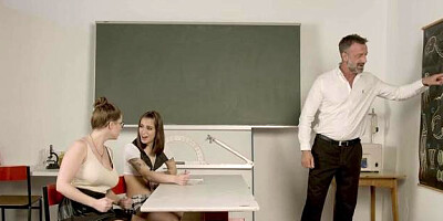 MariskaX: Teacher feels the need for sex