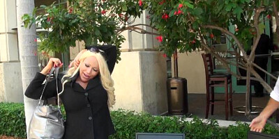 MILF Hunter: Alexis Diamonds anal double