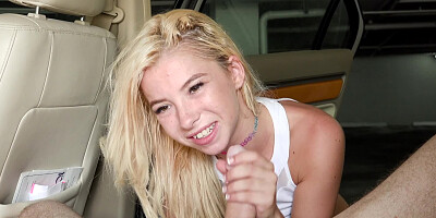 Back of the car fuck with a fit teen in a parking garage