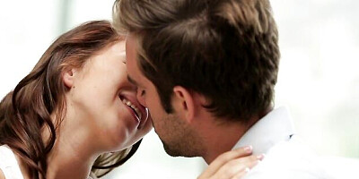 Small-tit brunette Ariana Grand fucked in the sideways pose