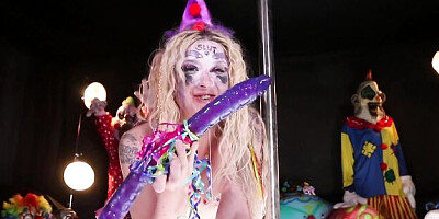 Brilliant Leya Falcon at masturbate dirt