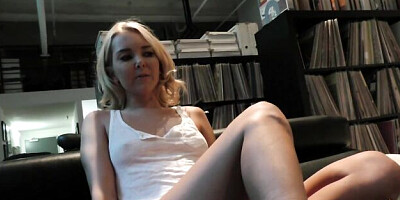 Modest Aaliyah Love's pornstar video