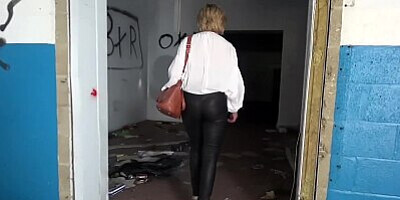 Lady Sonia nude striptease and flashing in public
