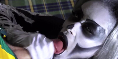 Superhero has his rod sucked by villainess with exotic appearance