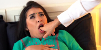 Kinky doctor fucks Indian MILF COVID patient