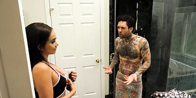 Watch wet Small Hands and Aaliyah Hadid's movie