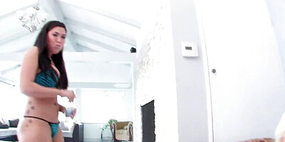 Watch inveigling London Keyes and Natasha Nice's movie