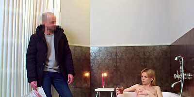 Deep ass pumping for the teen chick in a bathtub by landlord