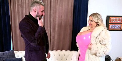 Stud Calls Uber-Busty Jessy to Fuck