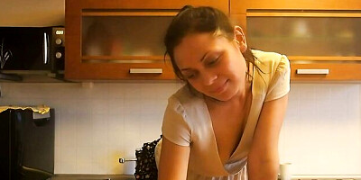 Perfect hussy - natural video - Love Home Porn