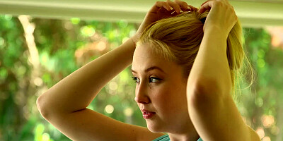 A bimbo with small tits and a sexy little ass is penetrated on bed