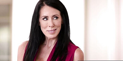 Luring Reagan Foxx and Alexis Tae at reagan foxx trailer