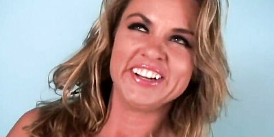 Comely Amanda and Dick's mother dirt