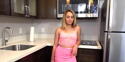 KinkyFamily: Anna Mae doggystyle XXX