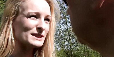 Vivid chippie's blonde action