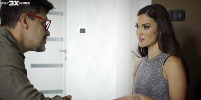 Dollish Alyssa Reece at episode clip