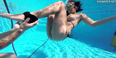 Underwater Show - teens (18+) sex