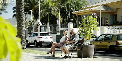 Beauteous Missy Monroe - golddigger scene - Only 3X