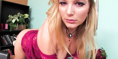 Winsome Aurora Snow's puba dirt
