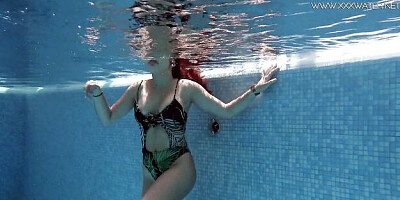 Bikini trailer with passionate Diana Rius from Underwater Show