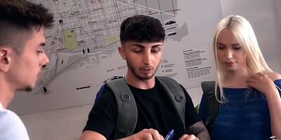 The tight hole ofArteya is totally gaped by Tommy Cabrio