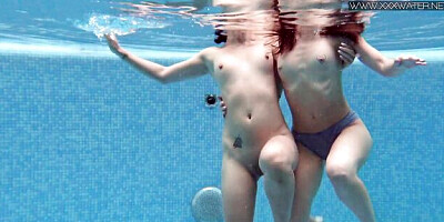 Indescribable Lady Dee and Lizi Vogue - lizi vogue xxx - Underwater Show