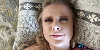 Watch explosive Paris White's sex