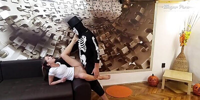 Gorgeous girlfriend Gina Gerson is enjoying dick-riding so much