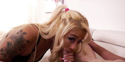 Francesca Le and Gia Dibella are enjoying dick-riding so much