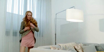 Watch striking chippie's dirt