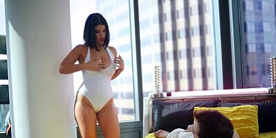 Reality Kings - Big tit masseuse LaSirena69 uses all her ASSets