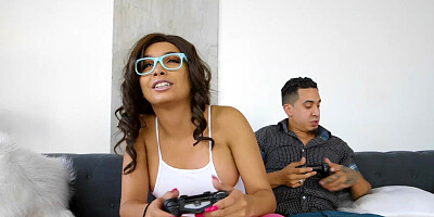 Guy punishes his GF for cheating while playing video games