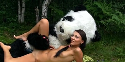 Sexy strap on fuck with young artist outdoor