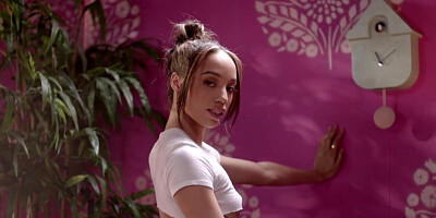 Zealous girls are fingering and licking their holes