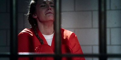 Sitting in a cell girls decide to fuck for fighting the boredom