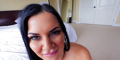 College girl Jasmine Jae gives Kevin Moore blowjob on camera