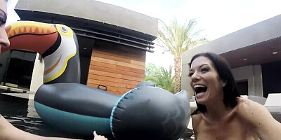 Plastic Leya and Lynn's puba smut