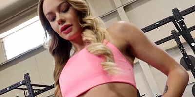 Cum4K: Naomi Swann feels in need of nailed rough