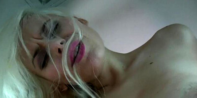 Public Agent: Vittoria Dolce swallow