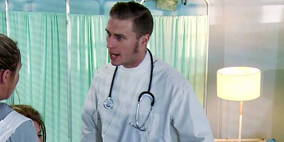Jenni Lee fingering in hospital HD